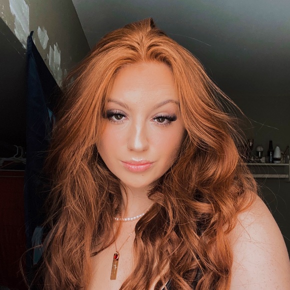 Meet your Posher, Tayler - Picture 1 of 1